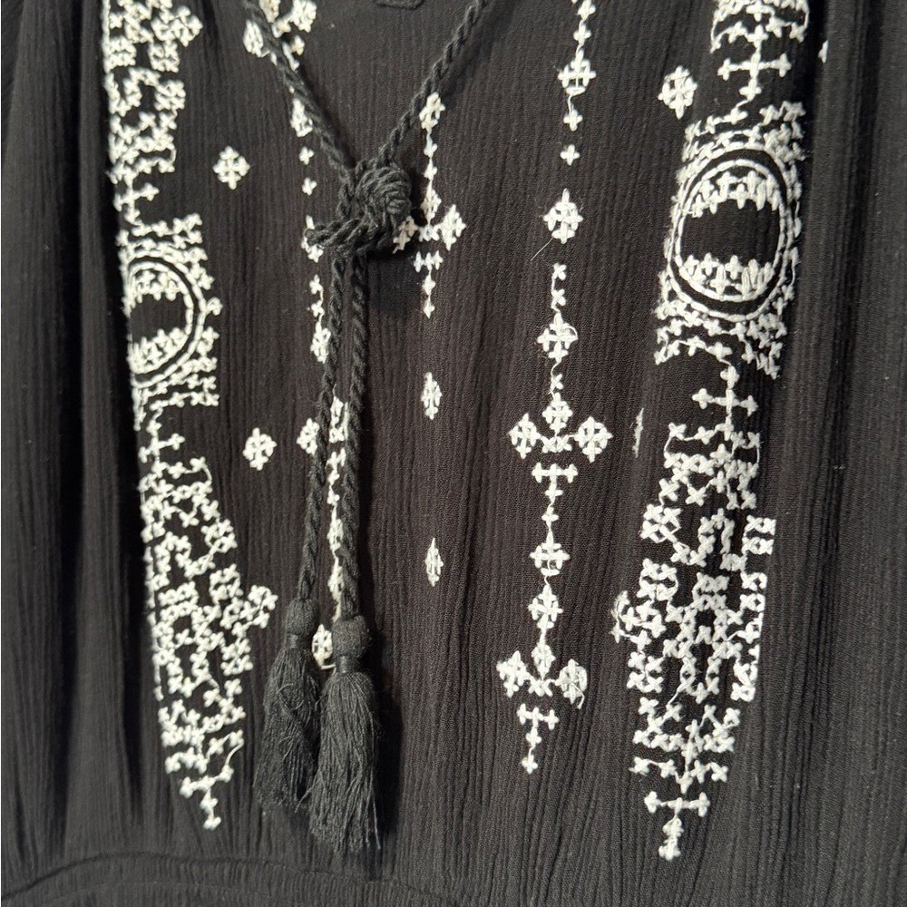 Braeve Womens Black Embroidered Boho Tassel Mini Dress Smocked Waist Size M‎ - Picture 2 of 10